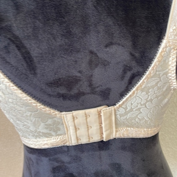 (NEW) BALI CLASSIC SUPPORT BRA - Picture 5 of 6